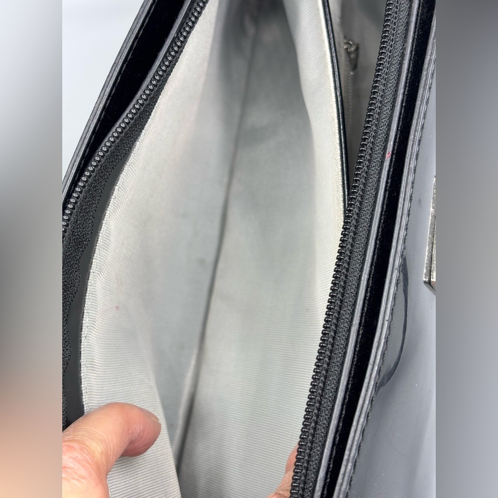 🖤Beijo Elegant Black Patent Leather Handbag - Picture 12 of 13